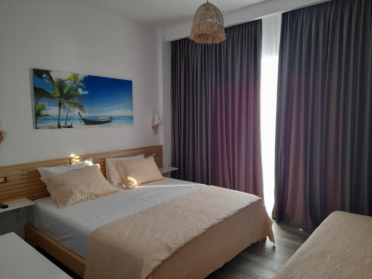 Anxhelos Hotel ヒマラ エクステリア 写真